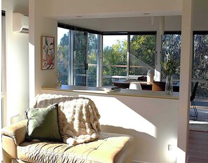 TV, offices
