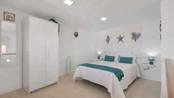 1 chambre, fer et planche Ă repasser, Wi-Fi, draps fournis