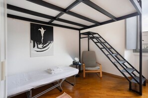 1 habitación, wifi y ropa de cama