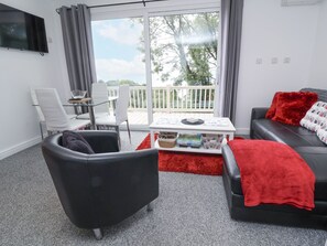 Cottage | Living area