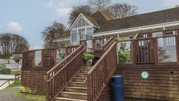 Cottage | Exterior detail