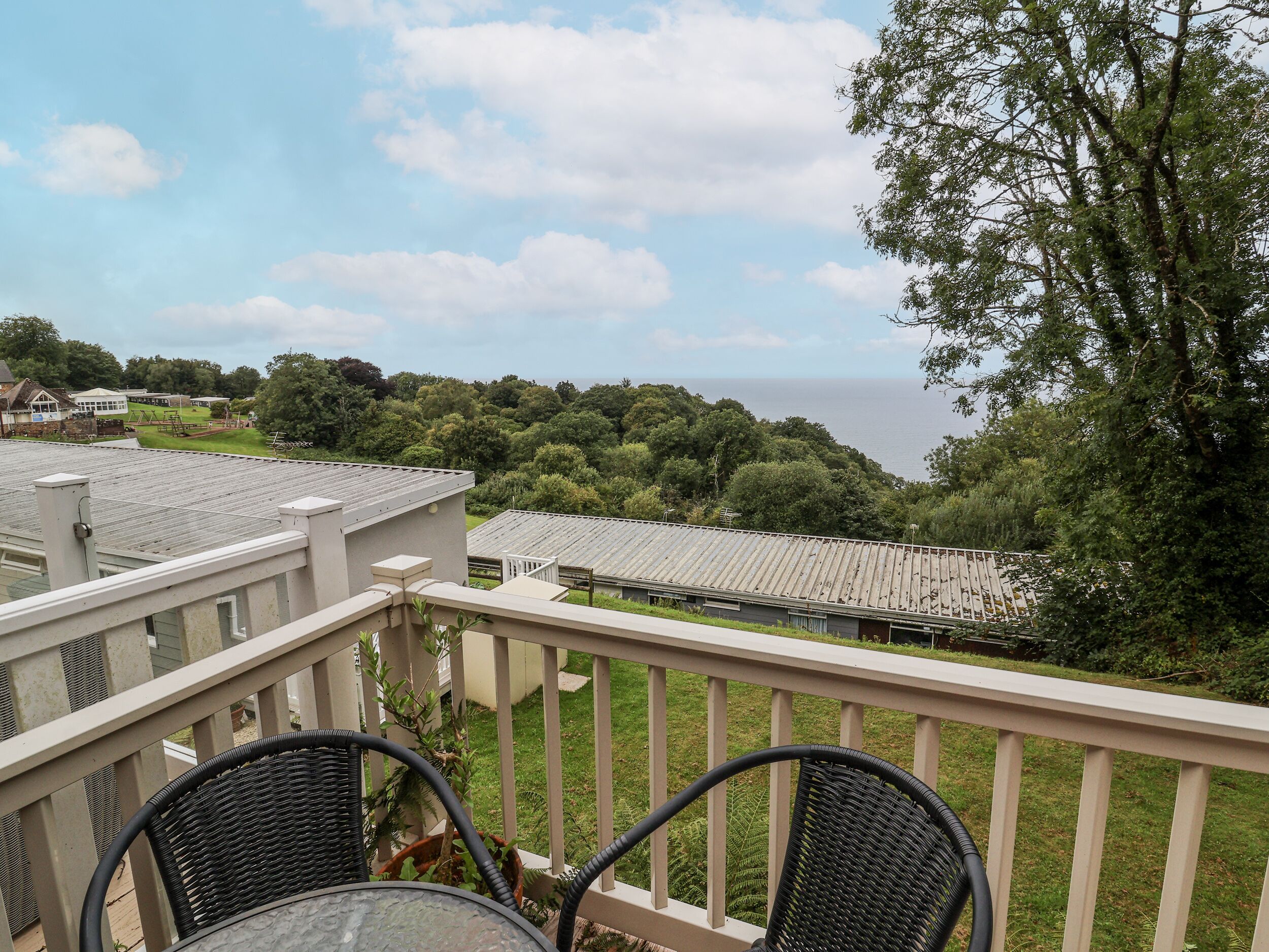 Cottage | Property grounds