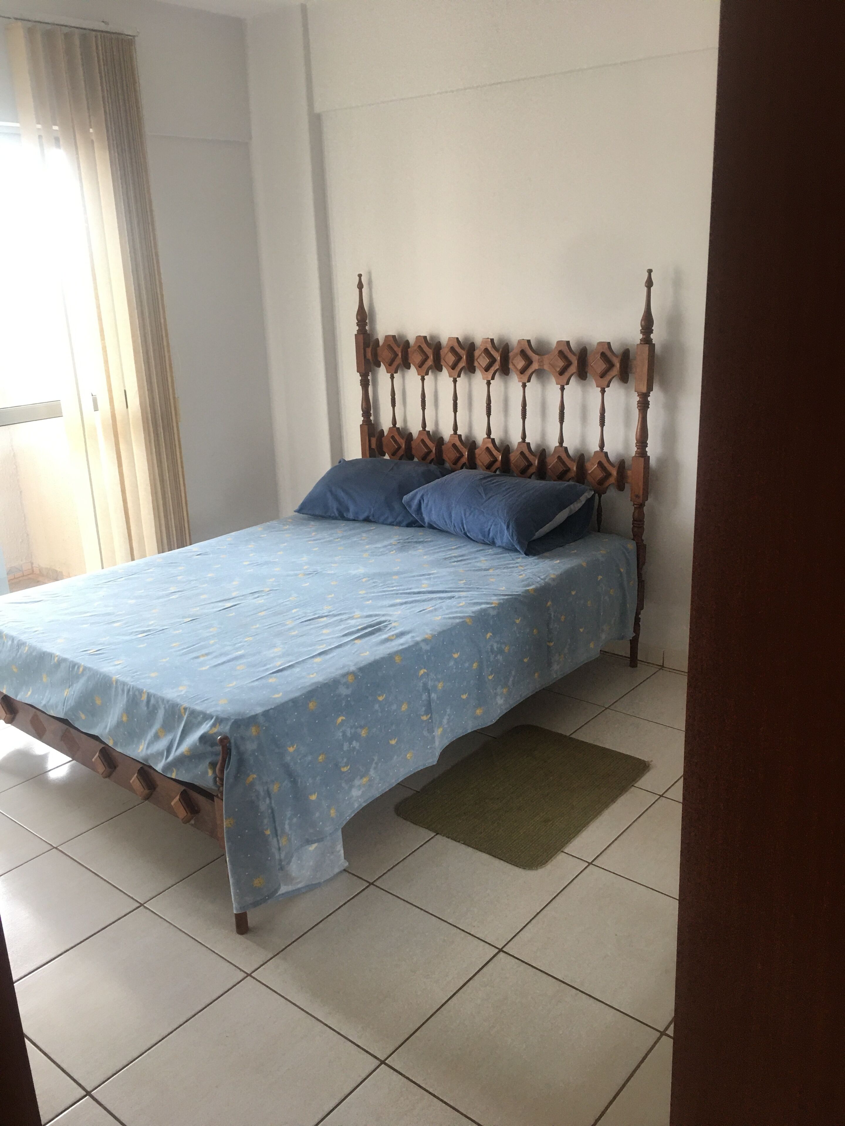 3 quartos, Wi-Fi de cortesia, roupa de cama