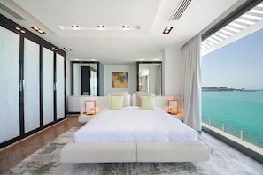 Villa, Sea View | Laptop workspace, iron/ironing board, free WiFi