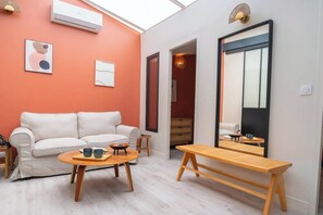 TV - Cosy 3 bedroms with terrace Bordeaux (Bordeaux)