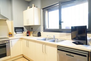 Fridge, microwave, oven, dishwasher