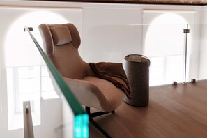 아파트 | 고급 침구, 오리/거위털 이불, 다리미/다리미판, 유아용 침대