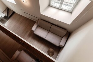 Apartment | Living room | 30-inch TV with digital channels - Gelso D'Oro (Como)