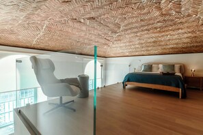 Premium bedding, down duvets, iron/ironing board, cots/infant beds - Gelso D'Oro (Como)