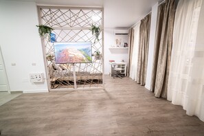 Interior - Charming 1-bedroom apartment in awesome Bucharest with AC (București)