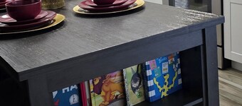 Centrally Located  2-bedroom house near restaurants, shopping center & Ft Sill