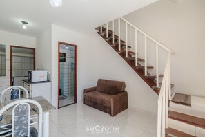 Interior - Cond. c\ Piscina e Churrasqueira a 650 m Praia de Taperapuan \ PFNs (Porto Seguro)