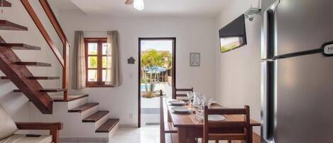 Perushuoneisto | Ruokailu