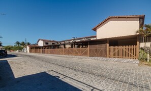 Property grounds - Cond. c\ Piscina e Churrasqueira a 650 m Praia de Taperapuan \ PFNs (Porto Seguro)