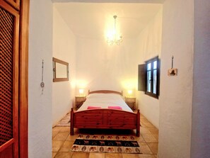 3 chambres, accès Internet, draps fournis