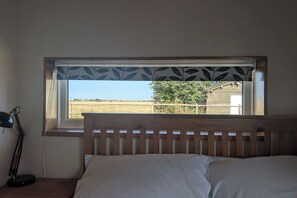 3 chambres, fer et planche à repasser, lit parapluie, Wi-Fi gratuit