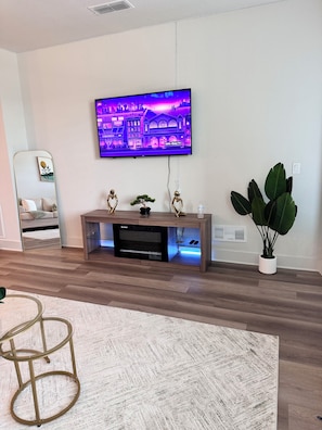 Interior - Tropical Getaway Near Margaritaville & 15 Mins from Disney (Kissimmee)