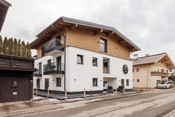 Apartment | Exterior