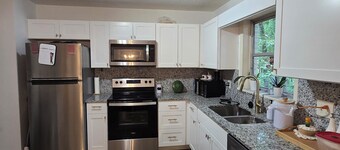 Private/ Affordable rates.The Room 3