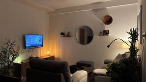 TV