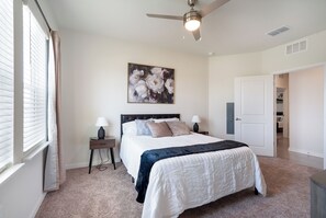 2 bedrooms, iron/ironing board, free WiFi, bed sheets