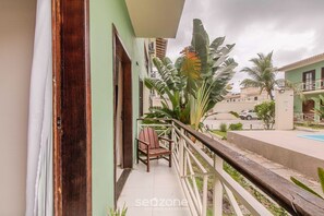 Basic Apartment | Property grounds - Dtos en Cond. c/ Piscina en Porto Seguro GIU (Porto Seguro)