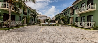 Dtos en Cond. c/ Piscina en Porto Seguro GIU