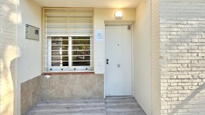 Front of property - Naffah Apartments II (Madrid)