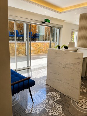 Reception - Refletion of the Bosphorus (İstanbul)