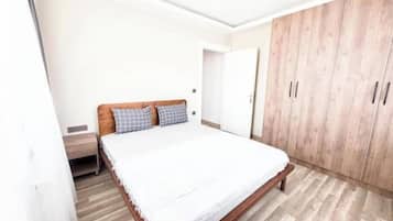 4 Schlafzimmer, Bügeleisen/Bügelbrett, Internetzugang, Bettwäsche