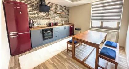 110-Luxury Downtown, Safe, Peaceful