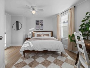 3 bedrooms, desk, iron/ironing board, travel crib