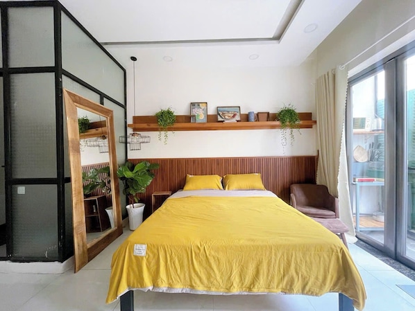 1 habitación, tabla de planchar con plancha, internet y ropa de cama 