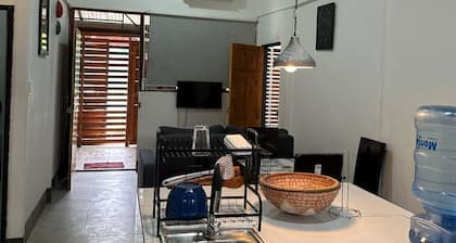 Gorgeous 2-bedroom house with AC in honecreek Puerto Viejo