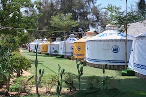 Classic Tent, 1 Queen Bed | Free WiFi, bed sheets
