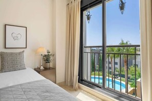 2 chambres, fer et planche à repasser, accès au Wi-Fi (inclus)