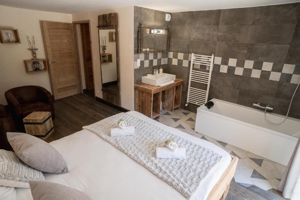 Chambres insonorisées, fer et planche à repasser, Wi-Fi gratuit