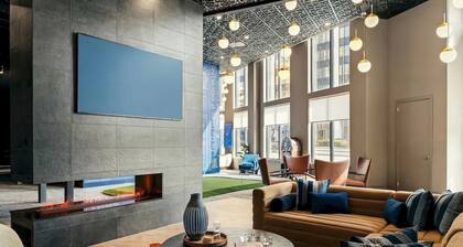 Designer 1BR | Gym, Parking