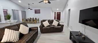 Cool 3-bedroom house with AC in Katy