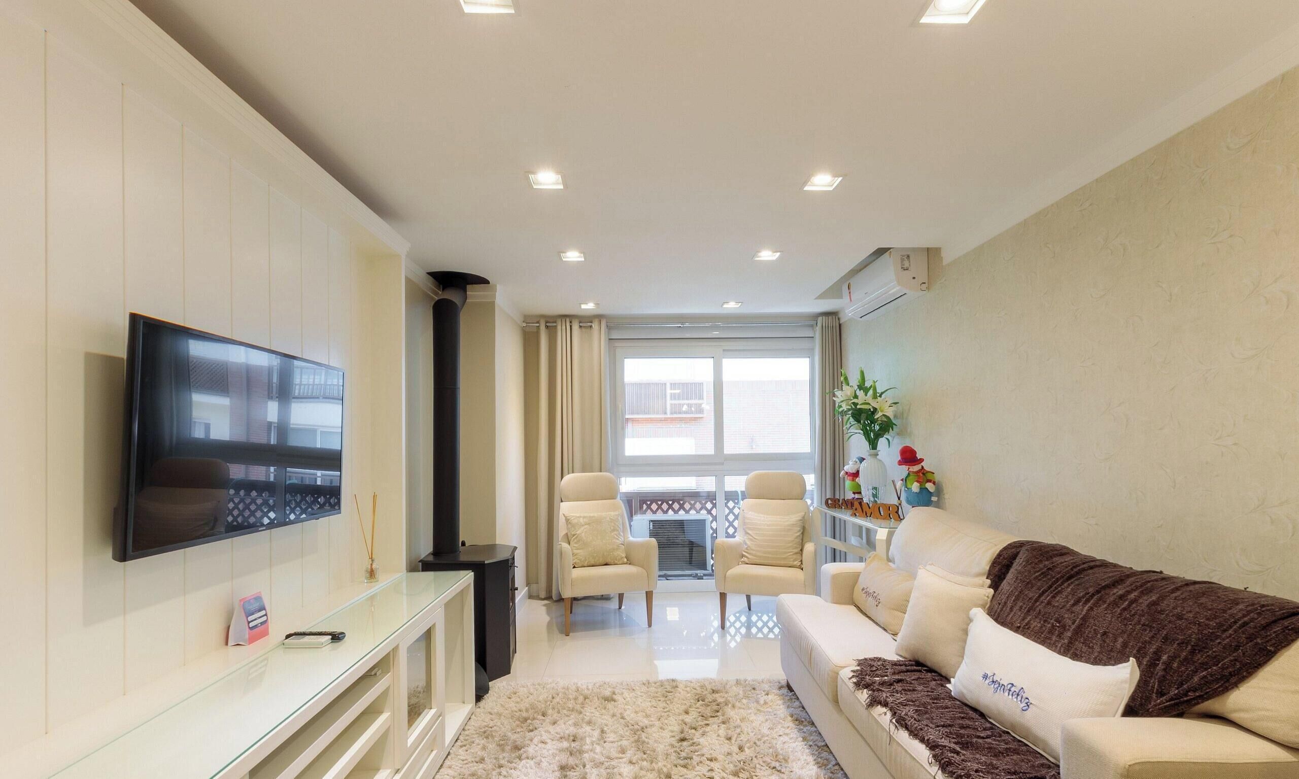 Basic Apartment | Living area