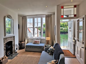 Smart TV, fireplace, books