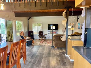 Interior - Prineville Reservoir Lake House: Boat Pkg, Kayaks, Paddle Boards, & Beach Access (Prineville)