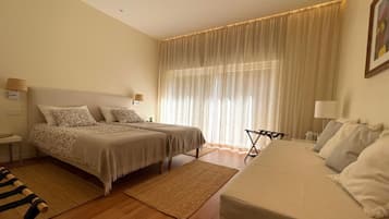Habitación triple | Wifi gratis y ropa de cama