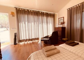 Chambre Quadruple | Wi-Fi gratuit, draps fournis