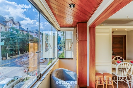 Basic Apartment | Interior