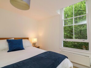 3 chambres, décor unique, ameublement unique, accès au Wi-Fi (inclus)