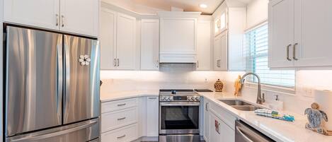 منزل - عدة أسرّة (Sea Glass) | مطبخ خاص