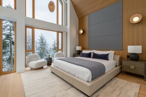 Nhà, nhiều giường, bồn tắm nước nóng, quang cảnh núi (Aurora Estate at Kadenwood) | 6 phòng ngủ, trang trí khác biệt 