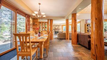 Chalet, Multiple Beds, Hot Tub, Mountain View (Emerald Chalet) | 5 bedrooms, individually decorated, individually furnished, bed sheets
