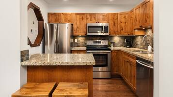House, Multiple Beds, Pool Access, Pool View (Heavenly Suite at Sunpath) | Private kitchen